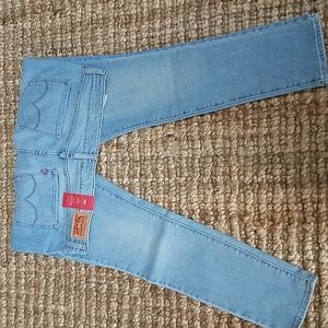 Levi's 711 Skinny Jeans